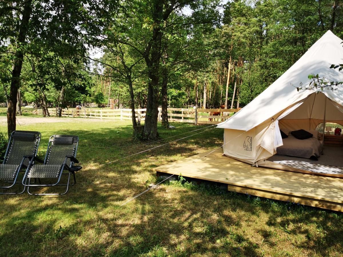 Glamping Kaliska Hotel วอคอฟ ภายนอก รูปภาพ