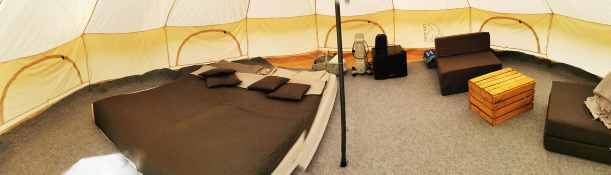 Glamping Kaliska Hotel วอคอฟ ภายนอก รูปภาพ