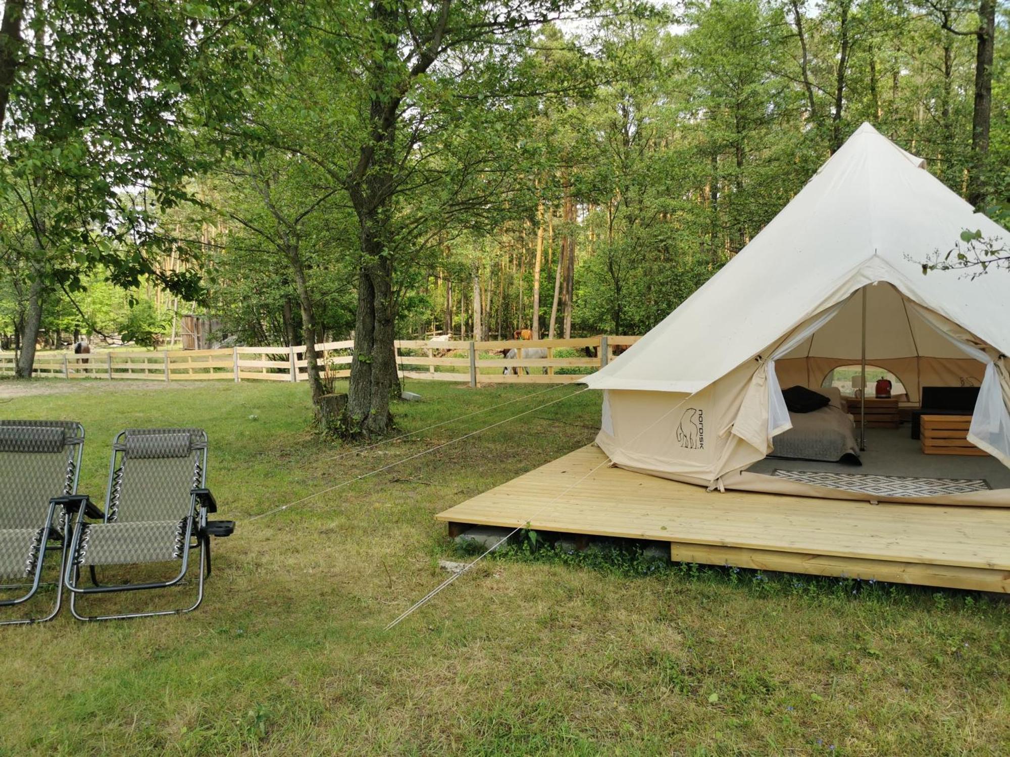 Glamping Kaliska Hotel วอคอฟ ภายนอก รูปภาพ