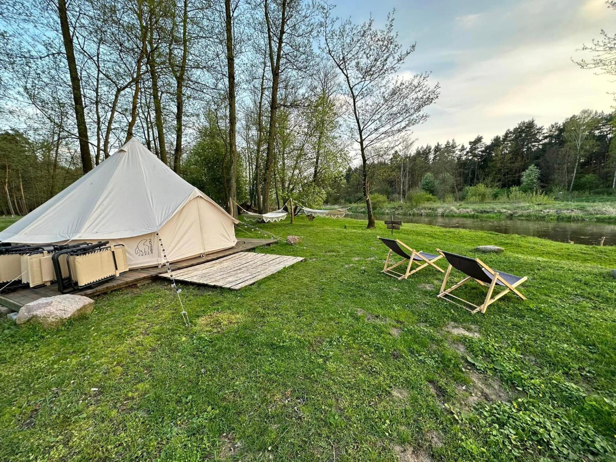 Glamping Kaliska Hotel วอคอฟ ภายนอก รูปภาพ